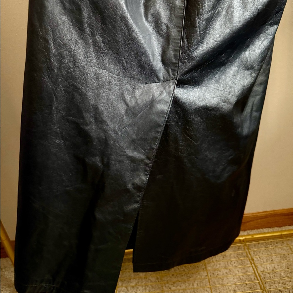 Vintage 90s G-III Black Leather Trench Coat Minimalist Longline L - Picture 5 of 7